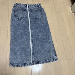 GU デニム ロングスカート 前開き スリット入りのサムネイル