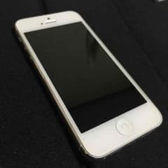 【kurikin様 専用】iPhone5 16G ホワイト リカバリーモードのサムネイル