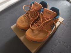 Topo Athletic ULTRAVENTURE 3 26.5cmのサムネイル