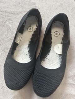 新品！　Allbirds オールバーズ ブラックフラットシューズ パンプス allbirds フラットシューズ - メルカリ