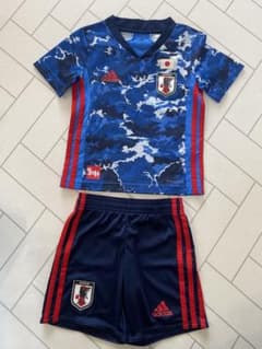 adidas キッズ　サッカー日本代表のサムネイル