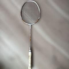 YONEX VOLTRIC LIGHT バドミントンラケットのサムネイル