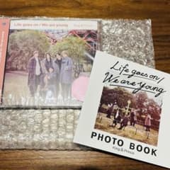 ★即日配送★Life goes on/We are young Tiara盤のサムネイル