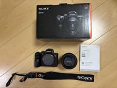 SONY α7 III ミラーレスカメラとズームレンズセットのサムネイル