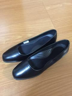 パンプス crocs レディースのサムネイル