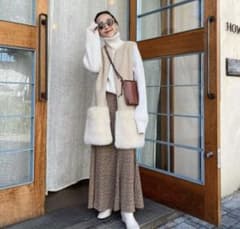 HOWDYのスカートのサムネイル
