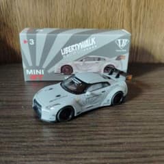 MINI GT LIBERTY WALK GT-R R35のサムネイル