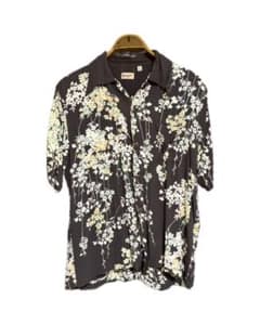 踊*き様 SUN SURF サンサーフ アロハシャツ 花柄 フラワー柄のサムネイル