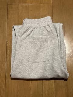 UNIQLO スウェットワイドパンツのサムネイル