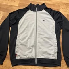 NIKE トラックジャケット ジャージのサムネイル