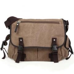 ★新品&送料無料★ショルダーバッグ 斜めがけ メンズ 大容量 人気 軽量 茶色のサムネイル