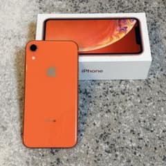 【SIMフリー・美品】iPhoneXR Coral 64GB 元箱・付属品のサムネイル