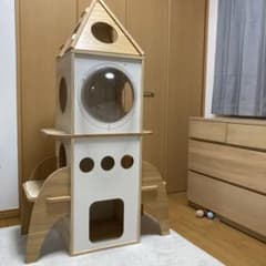 ロケット型キャットタワー 高さ137cm ロケット型キャットタワー 高さ137cm - メルカリ