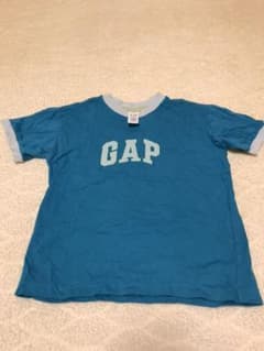 GAPのTシャツのサムネイル