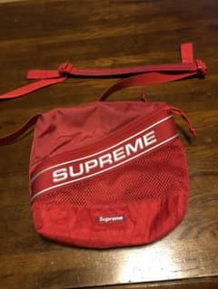Supreme レッド サコッシュのサムネイル