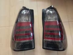 【yvt】ハイラックスサーフ215スモークテールライト 左右セット yvt様専用】ハイラックスサーフ215スモークテールライト 左右セット