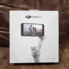 DJI OM4 SE スタビライザー ジンバル スマートフォン用 折りたたみ式…のサムネイル