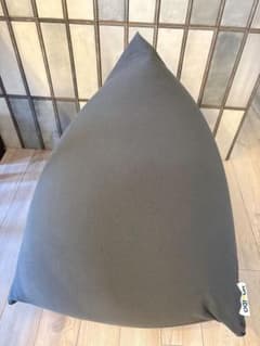 新品未使用⭐︎袋なし　Yogiboダークグレーのサムネイル