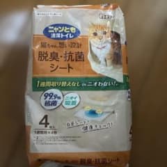 エステー ニャンとも清潔トイレ 脱臭・抗菌シート 開封済み　2枚のサムネイル