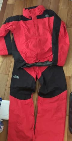 The North Face レインスーツ 上下セット 赤黒のサムネイル