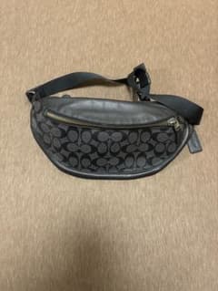 Coach ボディバッグ ブラックのサムネイル