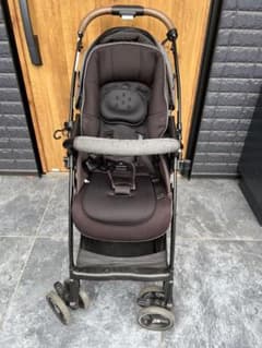 Aprica ベビーカー　ラクーナクッションフリーのサムネイル