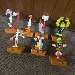 ワーナーブラザーズ ハッピーミール 8点セット ワーナーブラザーズ ハッピーミール 8点セット - メルカリ