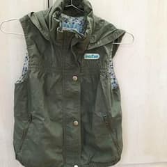 ブルーインパルス様専用 grafia 女児フード付ベスト[サイズ150]のサムネイル