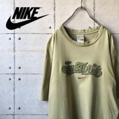 【激レア】 NIKE ナイキ ビッグシルエット くすみカラー Tシャツのサムネイル