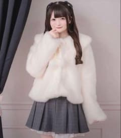 pium フェイクファーショートコートのサムネイル