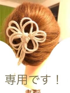 upiiii様ヘアーアクセ  髪飾りのサムネイル