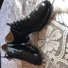 少しエナメルのスジありますが綺麗ですので、これからの就職活動にもいかがでしょう。のサムネイル
