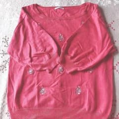 刺繍入りニットのサムネイル