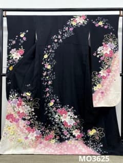 振袖 ラメ刺繍 金彩 紋意匠 身丈168cm 撥水加工済 MO3625 - メルカリ