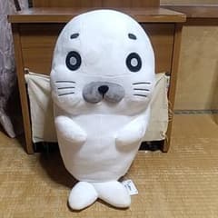 소년 아시베, 참깨 찬 큰 봉제 인형
