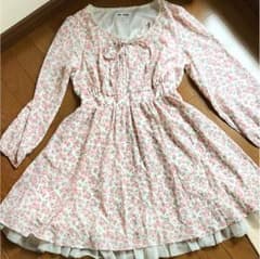 クレドソル 花柄 ワンピースのサムネイル