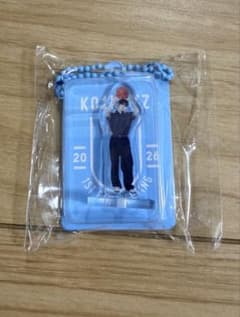 KO1KEYZ 柳谷伊冴 ブリスター入りミニアクリルスタンド 新品 ISSAのサムネイル
