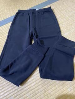 新品キッズ　スウェットパンツのサムネイル