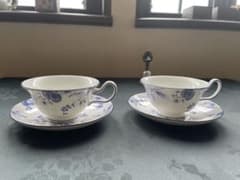 廃盤！WEDGWOOD　BLUEPLUMカップ&ソーサー 2個セットのサムネイル