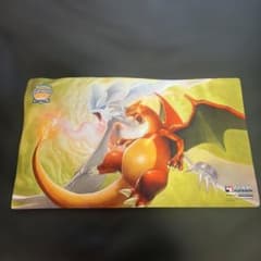 ポケモンカード プレイマット リザードン レシラム - メルカリ
