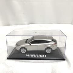 【中古】トヨタ　ハリアー　1/30 ミニカー　M80319-1 中古】トヨタ ハリアー 1/30 ミニカー M80319-1 - メルカリ