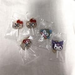 ガチャガチャ　カラフルキャンディチャーム クロミ、ハンギョドンのサムネイル