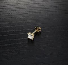 AVALANCHE(アバランチ) 14Kイエローゴールド ピアス 四角 3mm - メルカリ
