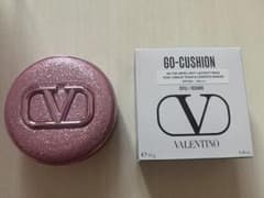 VALENTINO ゴークッションレフィルLN2とそのケースのサムネイル