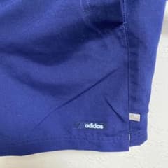adidas ショートパンツのサムネイル