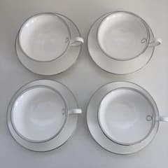 【なお様　専用】【新品・未使用品】WEDGWOOD  カップ&ソーサーのサムネイル