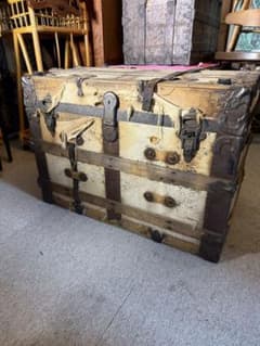 1880s EAGLE LOCK CO 米国製船旅トランク 希少140年物 1880s EAGLE LOCK CO 米国製船旅トランク 希少140年物 - メルカリ