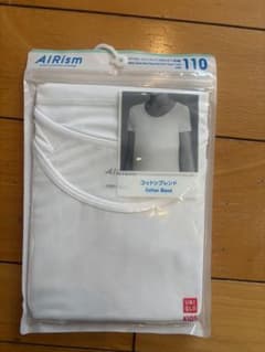 UNIQLO AIRism コットンブレンド Tシャツ 110のサムネイル