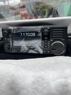 IC-705とアンテナチューナーのサムネイル