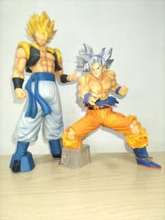 ドラゴンボール　フィギュア　孫悟空　ゴジータのサムネイル